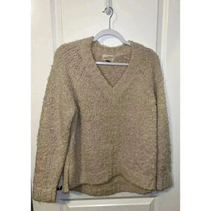 Universal Thread Cream V Neck Long Sleeve Chunky Knit Pullover Sweater Size M